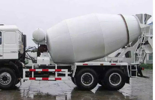 Euro II Concrete Mixer Truck Road Construction Equipment 8X4 380HP Engine